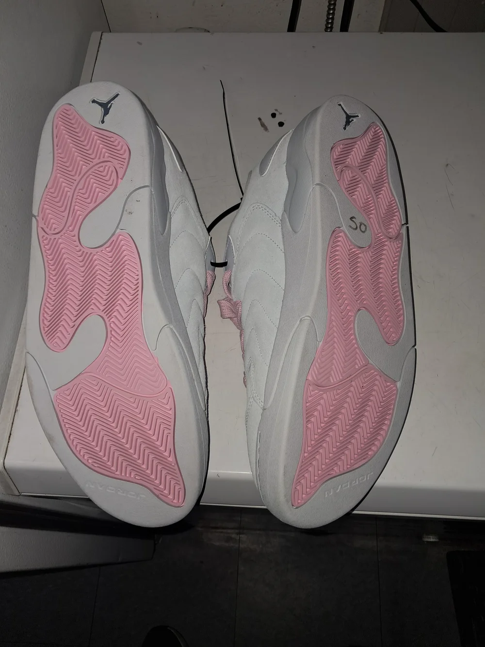Jordan Low-Top Sneakers in White with Pink Laces